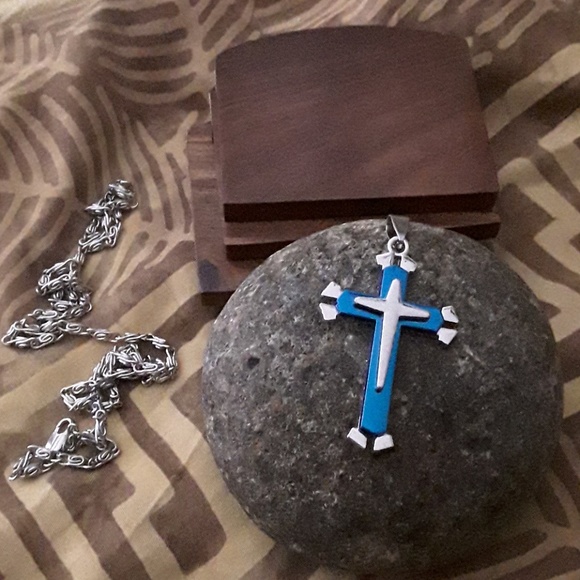 A16 Blue Cross Stainless Steel - Picture 2 of 8